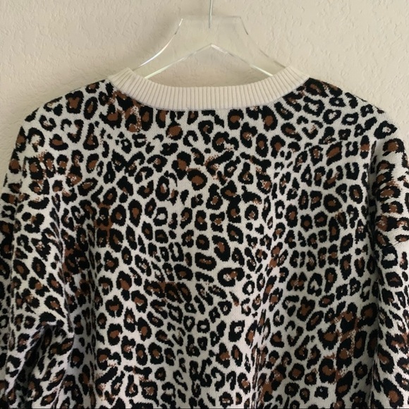 Tahari Crewneck Animal Print Sweater - Picture 10 of 12